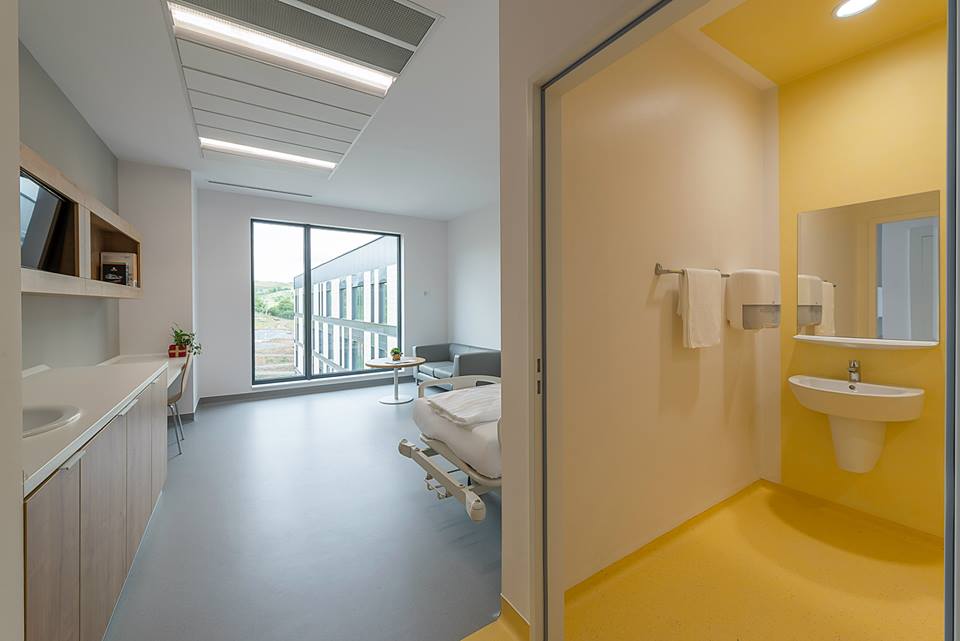 Spital privat sau spital de stat: avantaje şi dezavantaje